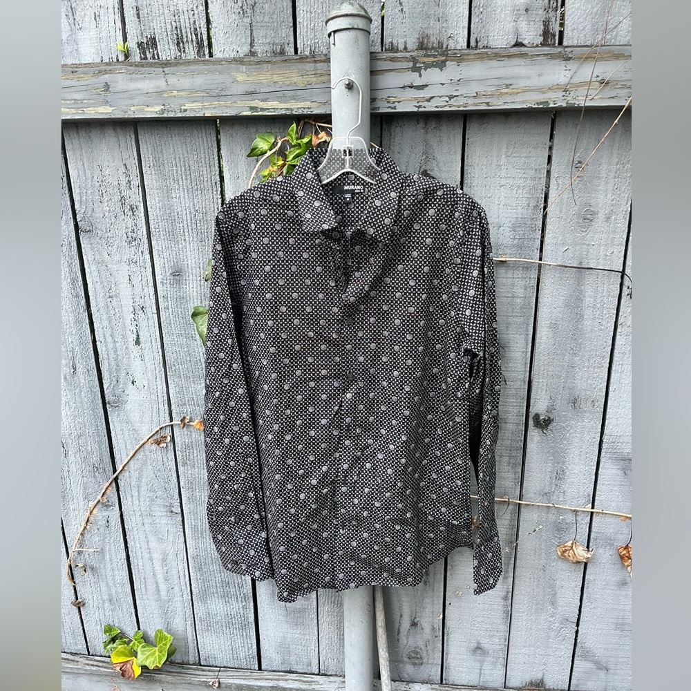 Murano Men’s Slim Fit Button Down